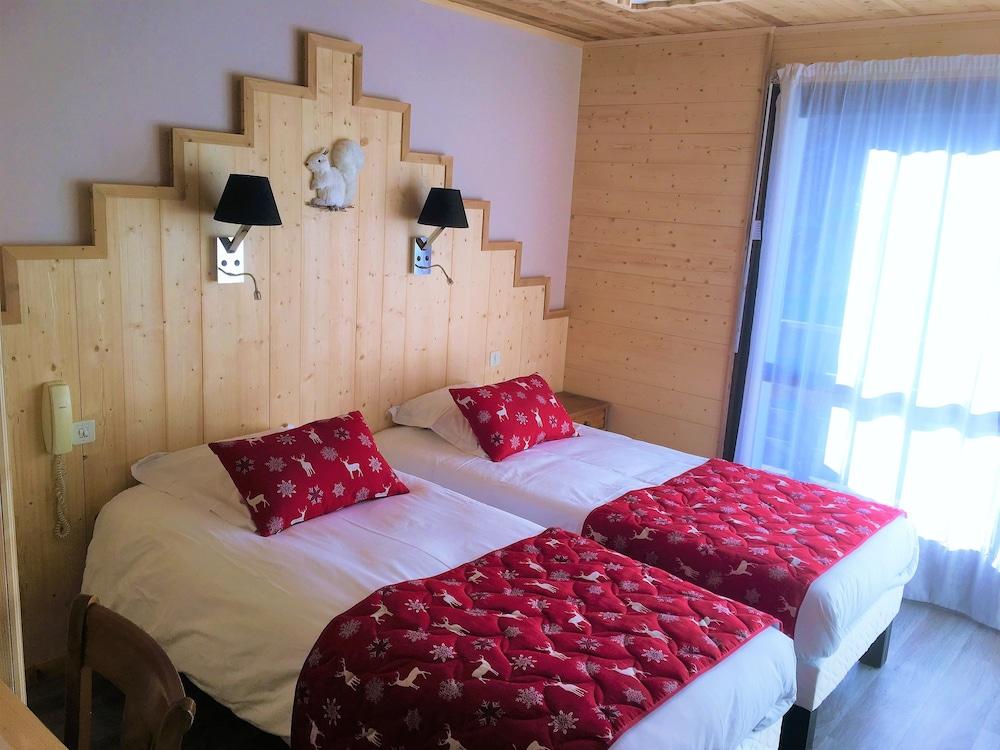 Hotel Le Soly Морзин Екстериор снимка